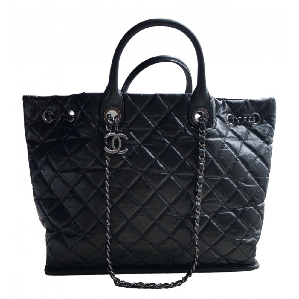 Chanel tote